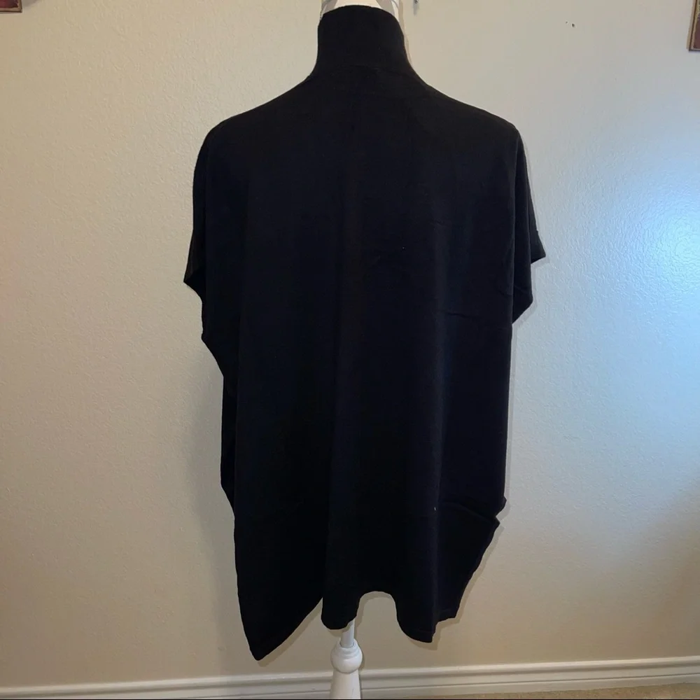 Sweater - Picture 11 of 17